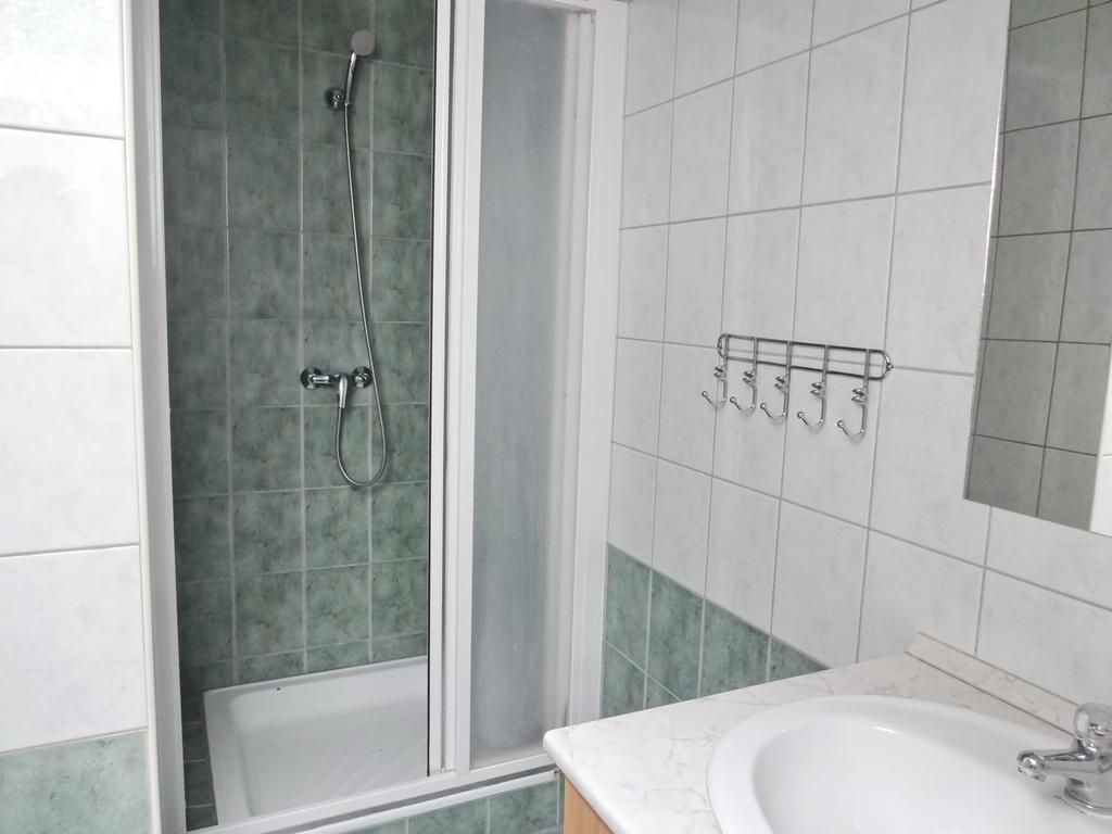 Albizia Apartments Balatonfured Bagian luar foto
